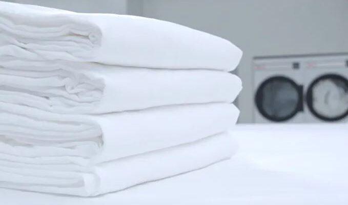 Steps to wash and store linen