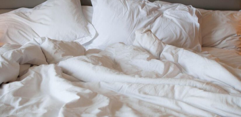 What makes Hotel Linens sparkling white? —And why they use them!